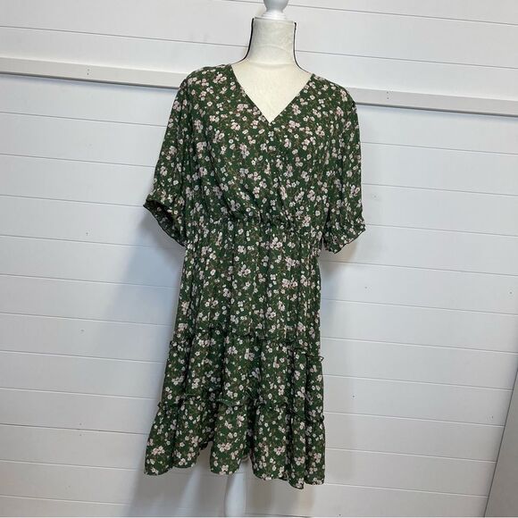 Inspired Hearts Floral Green Dress Size 3X - Picture 2 of 11